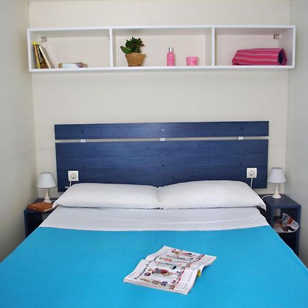 Happy Camp Mobile Homes In Camping Villaggio Internazionale San Menaio Buitenkant foto