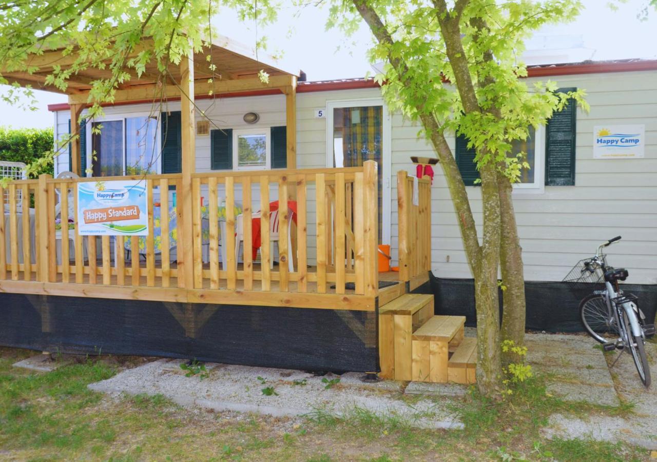 Happy Camp Mobile Homes In Camping Villaggio Internazionale San Menaio Buitenkant foto